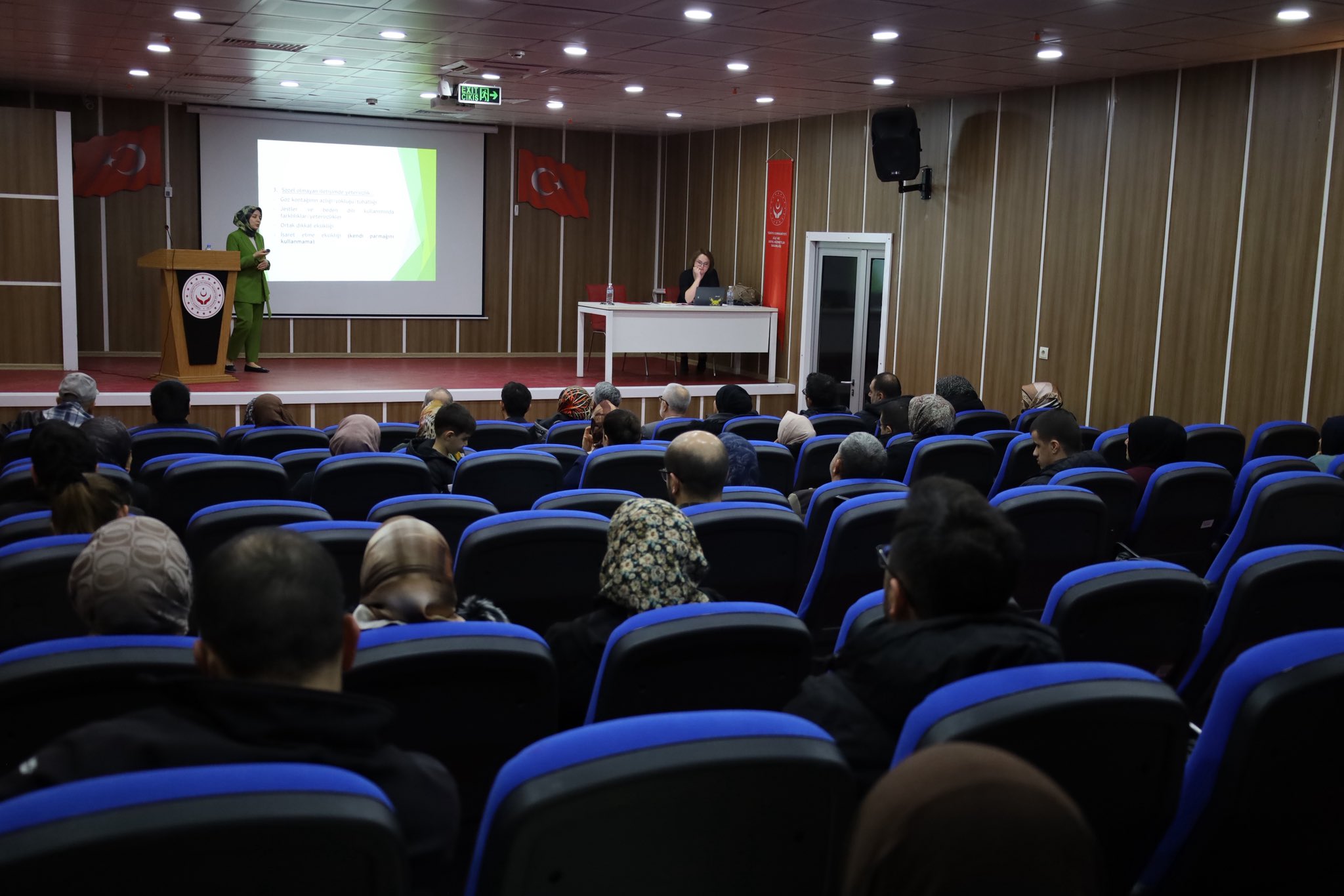 Otizmi Anlamaya Doğru Güçlü Bir Adım