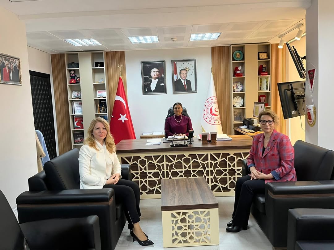 İl Müdürümüz Sayın Emine BÖÇKÜN, Balıkesir Kent Konseyi Heyetini Makamında Ağırladı