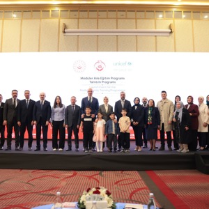 Bakanımız Mahinur Özdemir Göktaş "Modüler Aile Eğitim Programı Tanıtım Töreni"nde konuştu: - fotoğraf 11