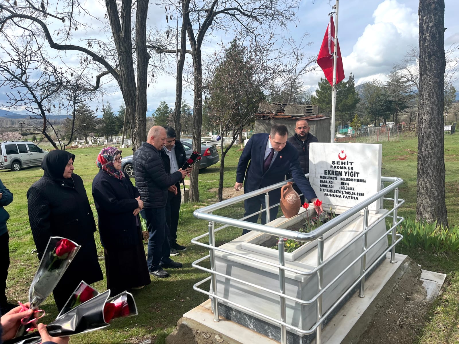 Aziz Şehidimizi Minnet ve Saygıyla Anıyoruz