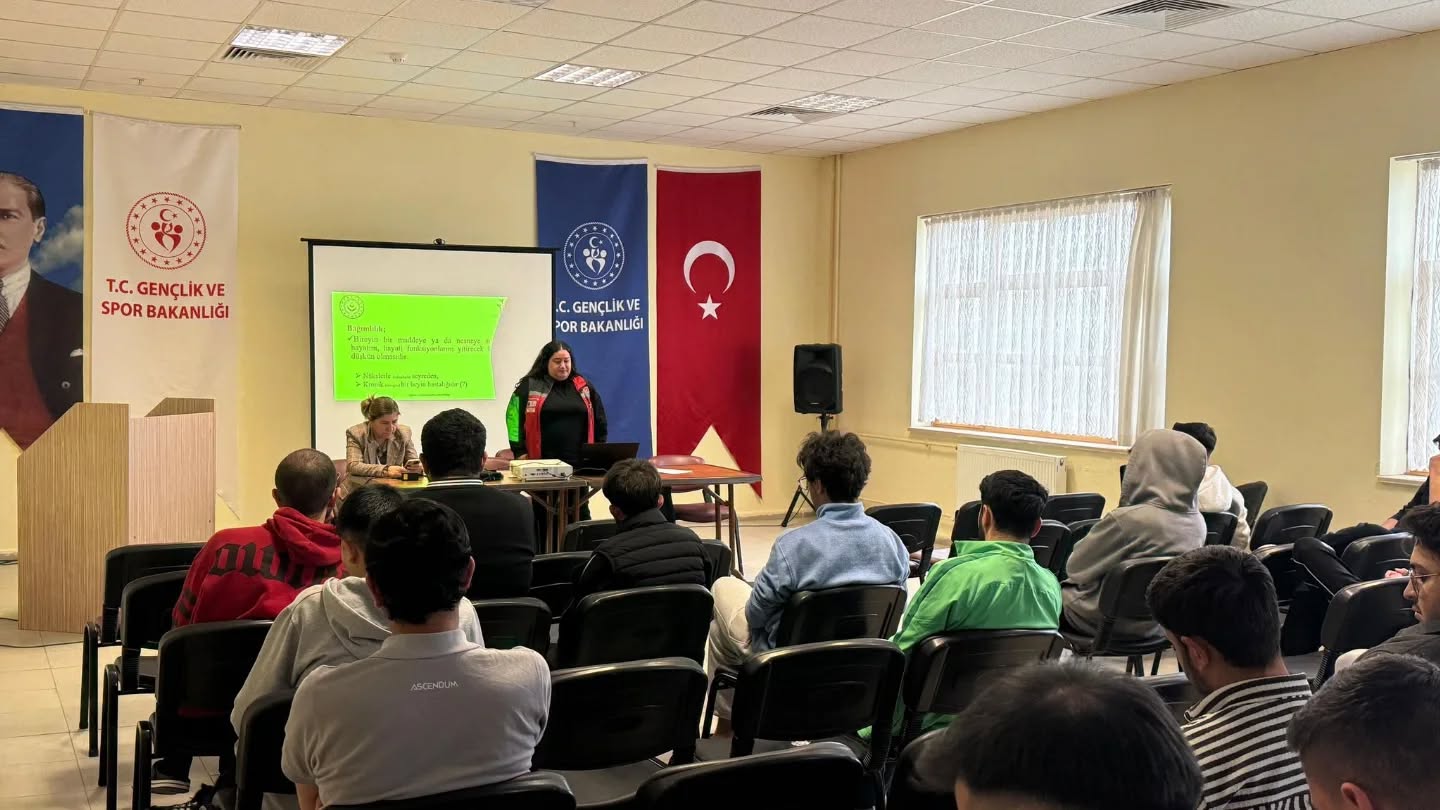 "Bağımlılıkla Mücadele Eğitimi" Düzenlendi