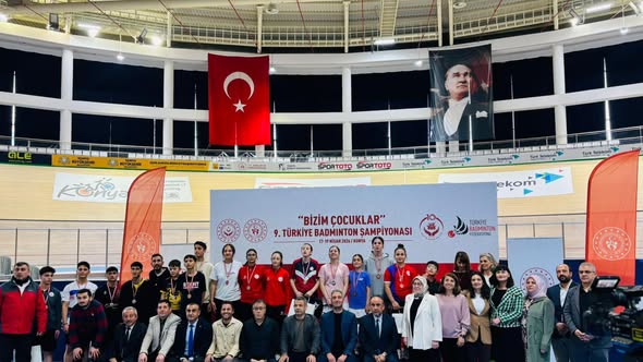 Raketten Gelen Gurur: Türkiye İkinciliği! 🏸🇹🇷