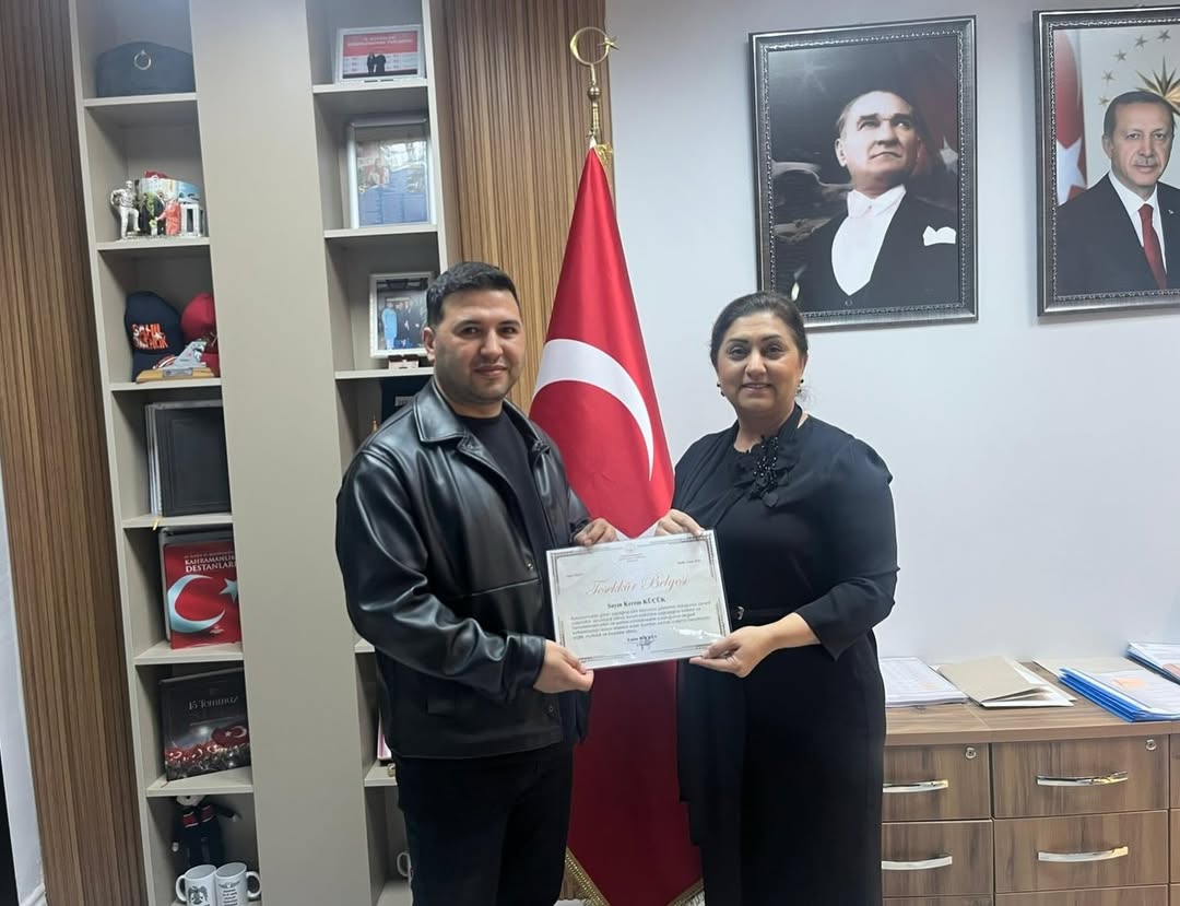 İl Müdürümüz Sayın Emine BÖÇKÜN’den, Görevinden Ayrılan Çalışma Arkadaşımıza Teşekkür Belgesi