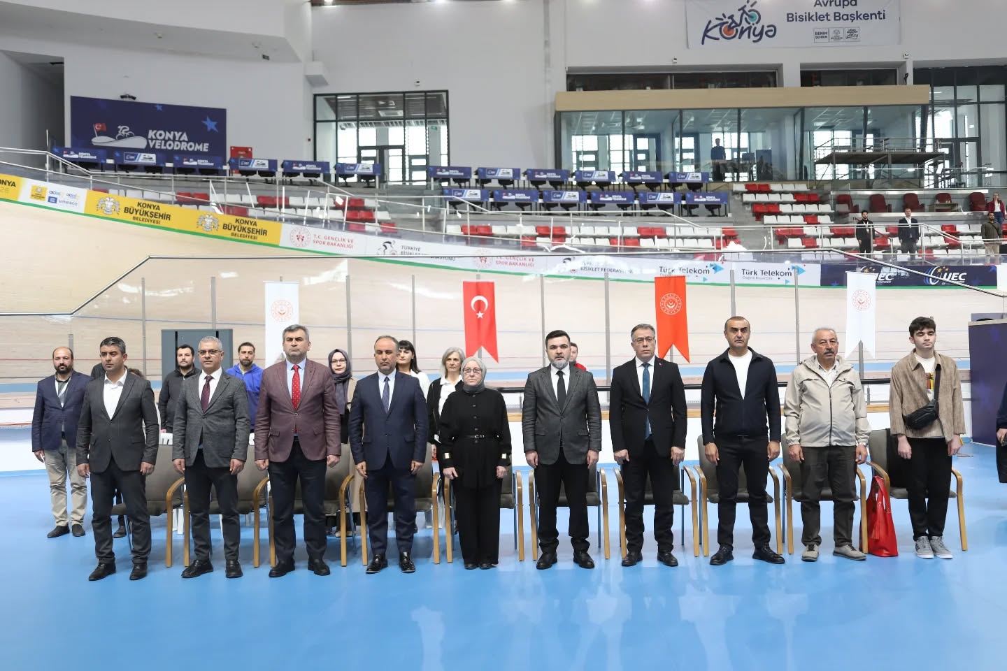  Bizim Çocuklar 9. Türkiye Badminton Şampiyonası Başladı
