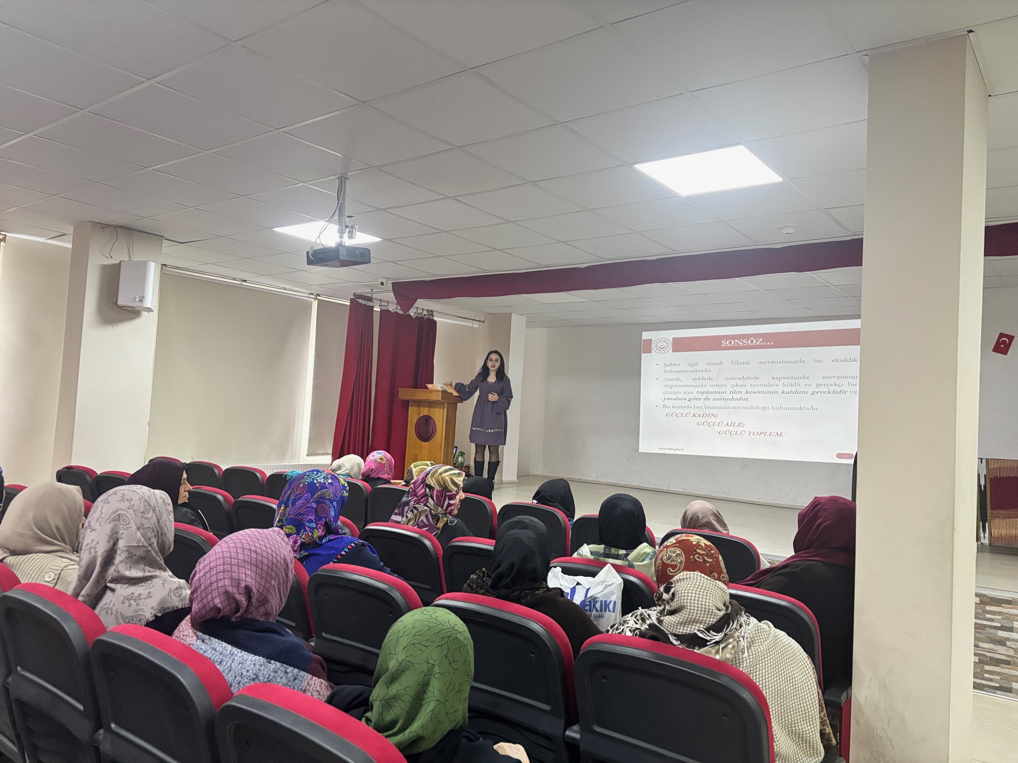 Kadına Yönelik Şiddetle Mücadele Eğitimi