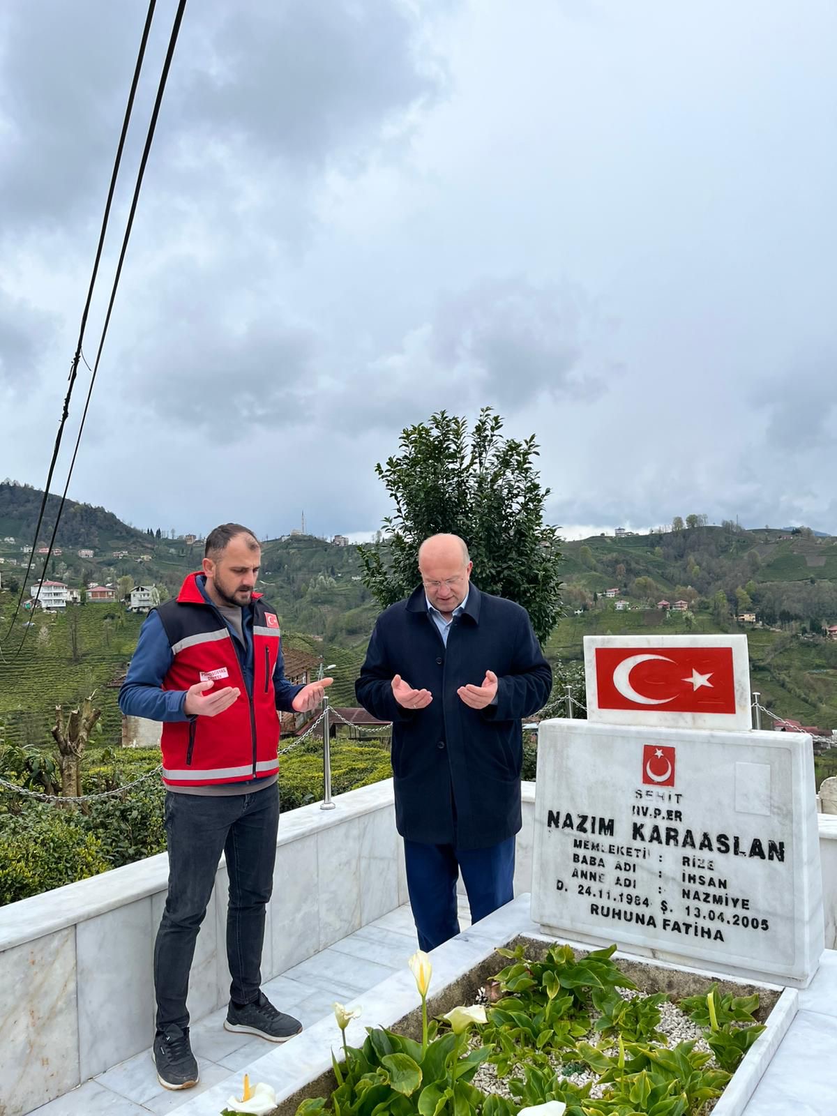 Aziz Şehitlerimiz Kabirleri Başında Anıldı