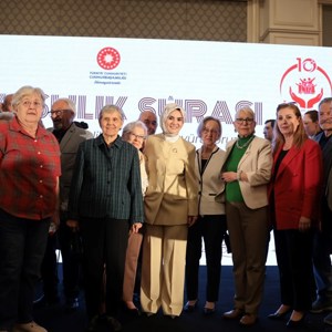 Cumhurbaşkanı Yardımcısı Cevdet Yılmaz ve Bakanımız Göktaş, 2. Yaşlılık Şurası'nın kapanışında konuştu - fotoğraf 8