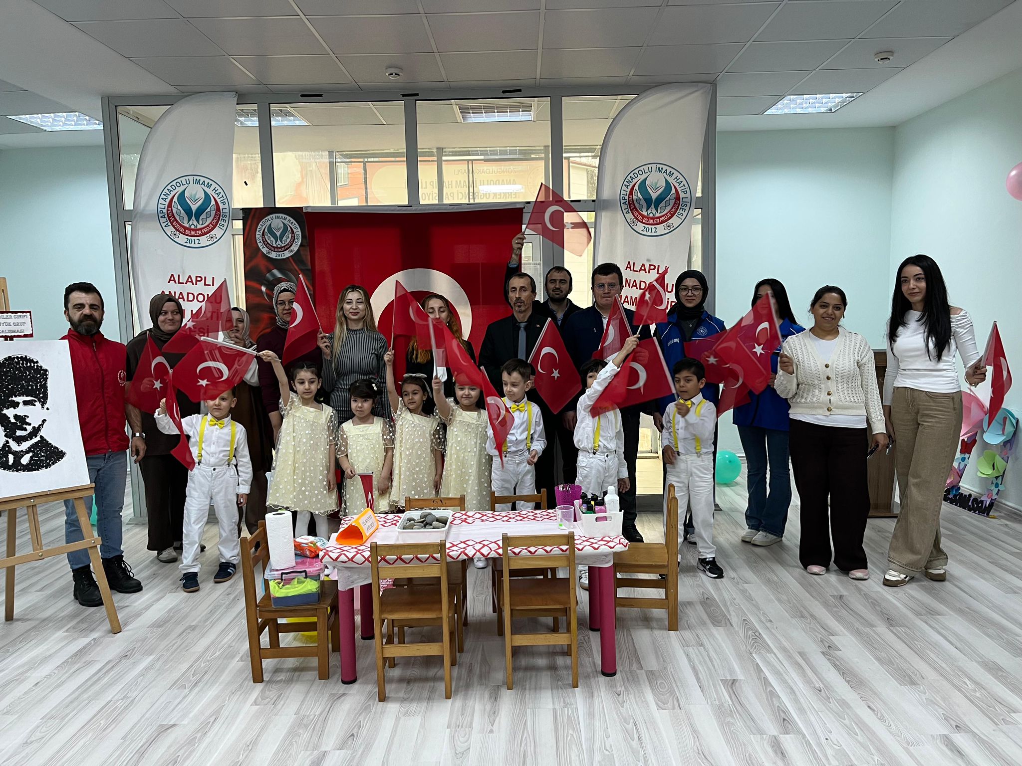 23 Nisan Ulusal Egemenlik ve Çocuk Bayramı kapsamında, çocuklarımızın neşesine ortak olduk.