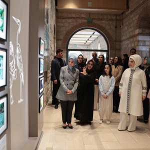 Emine Erdoğan Hanımefendi ve Bakanımız Göktaş, Rami Çocuk ve Sanat Bienali'nin açılışına katıldı - fotoğraf 5