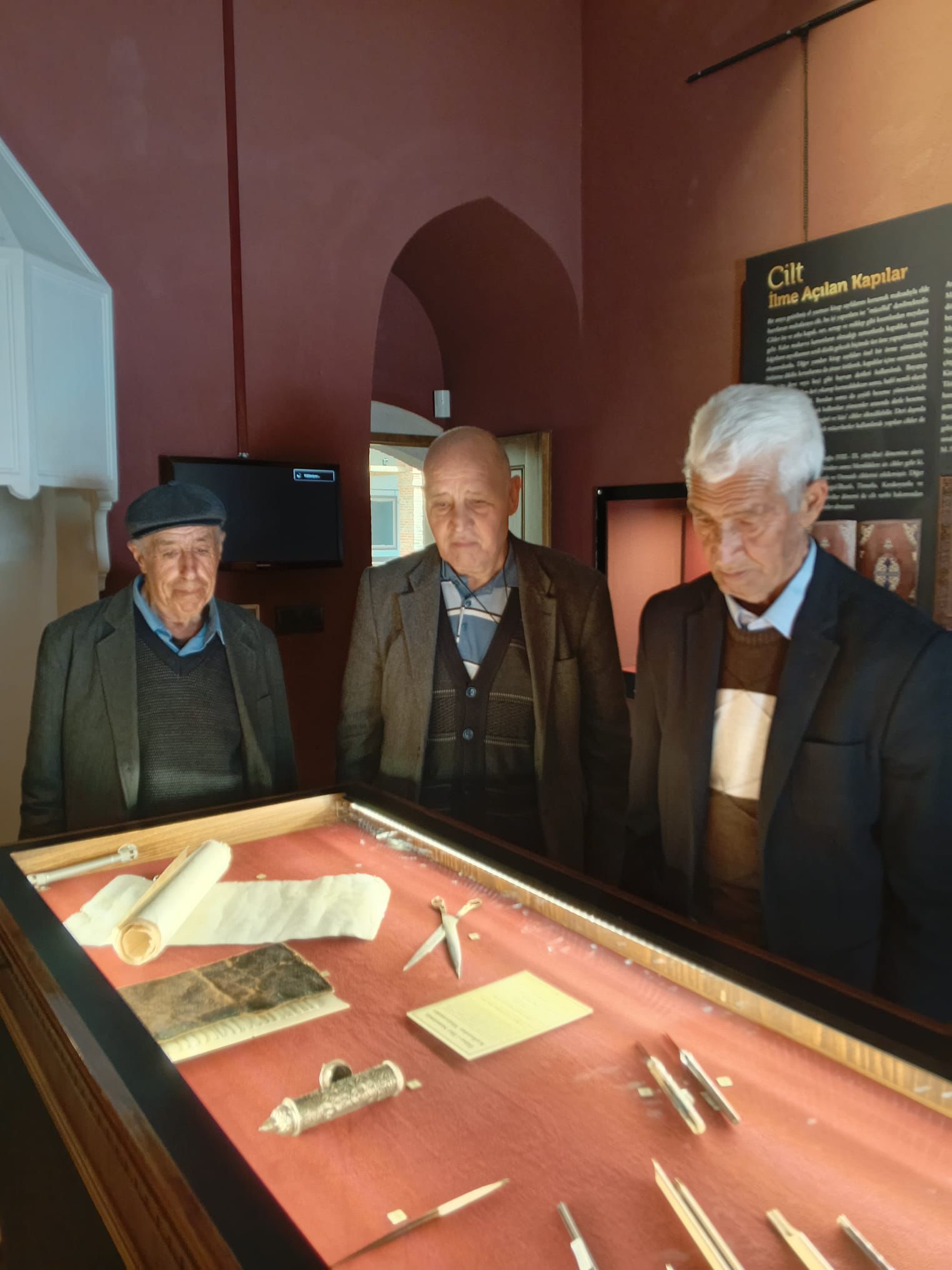 Emirdağ Fazlı-Macide Halaç Yaşlı Bakım ve Rehabilitasyon Merkezimiz Bursa'ya Gezi Düzenledi