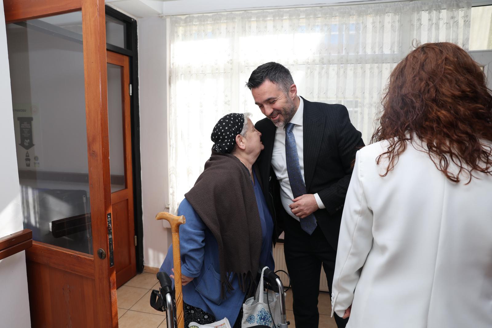 İl Müdürümüz Sn. Ömer Turan, Bahçelievler Huzurevi’ni Ziyaret Etti