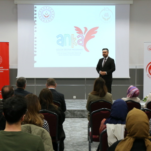 Anka Çocuk Destek Programı Eğitimleri 4 İlin Katılımıyla Başladı: "Bir Çocuğa Dokunmak Bir Nesle Dokunmaktır" - fotoğraf 12