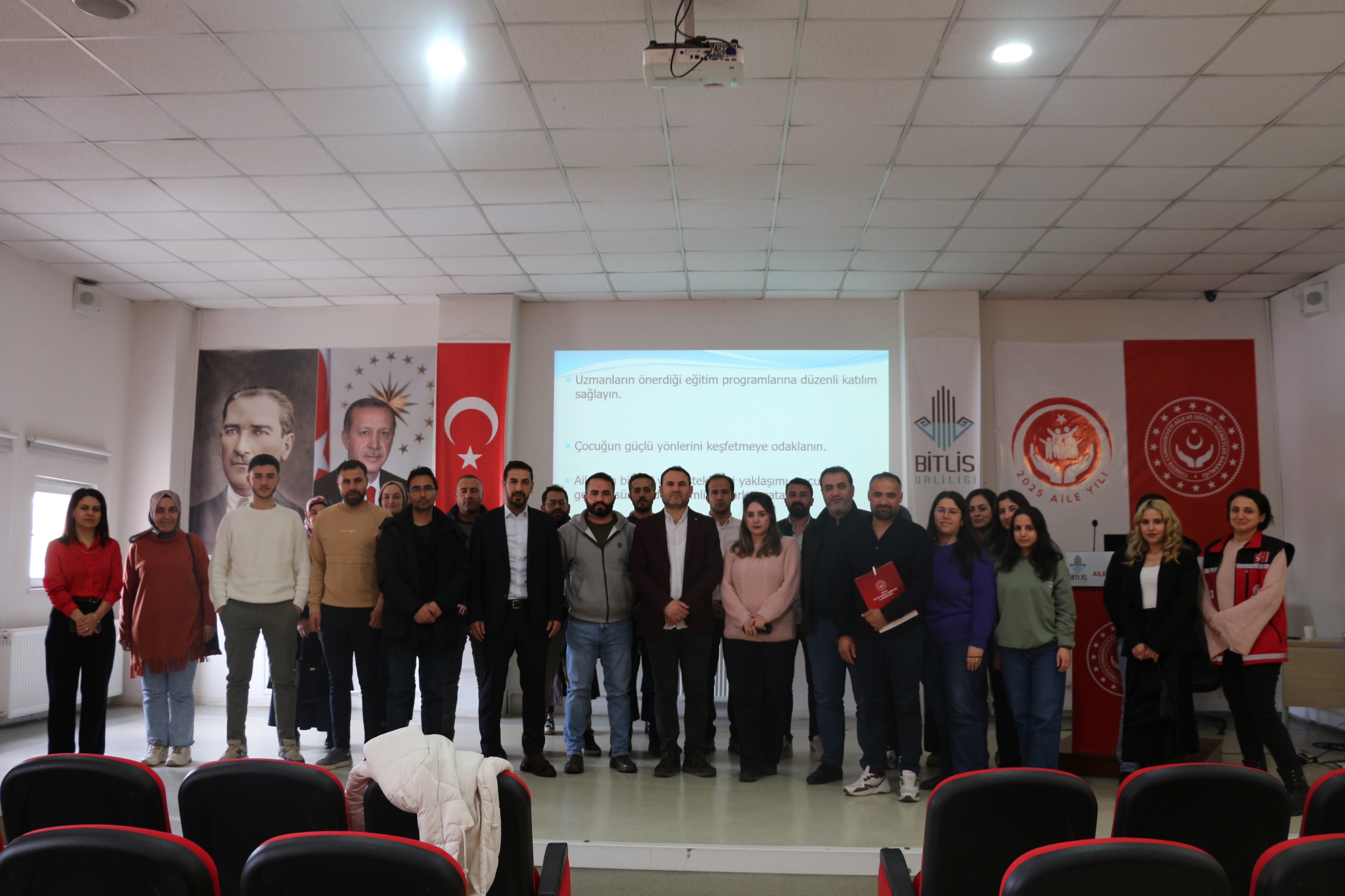 2023-2030 Otizm II. Ulusal Eylem Planı kapsamında, İl Müdürlüğümüzde personelimize yönelik Otizm Farkındalık Eğitimi gerçekleştirildi