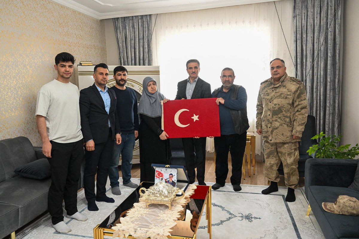 Şehit Piyade Uzman Çavuş Adem Gezer’in Ailesini Ziyaret Ettik.