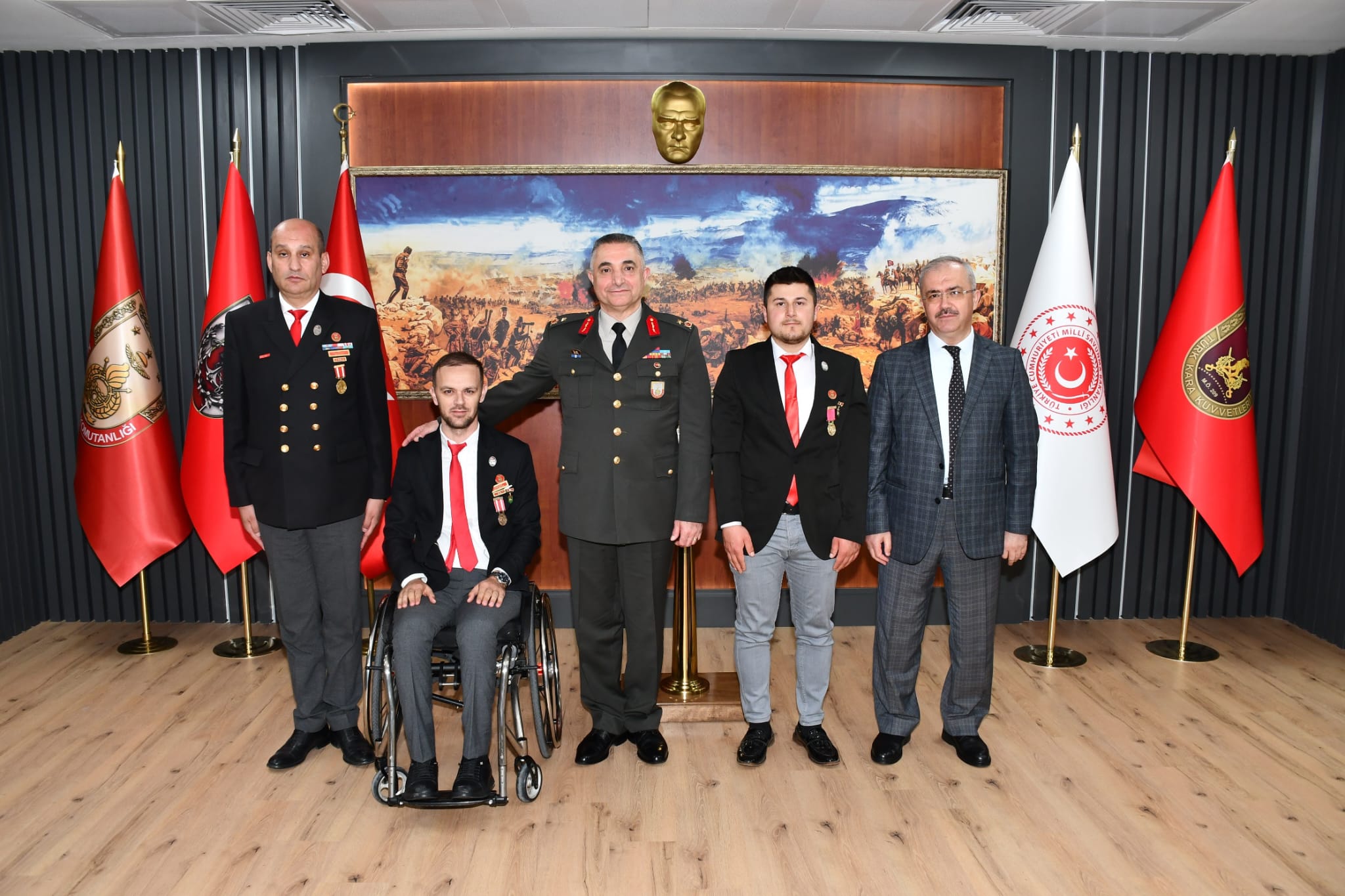 Gazi Hasan Çelik ve Gazi Kadir Yavuz’a Gazi Rozetleri Takdim Edildi