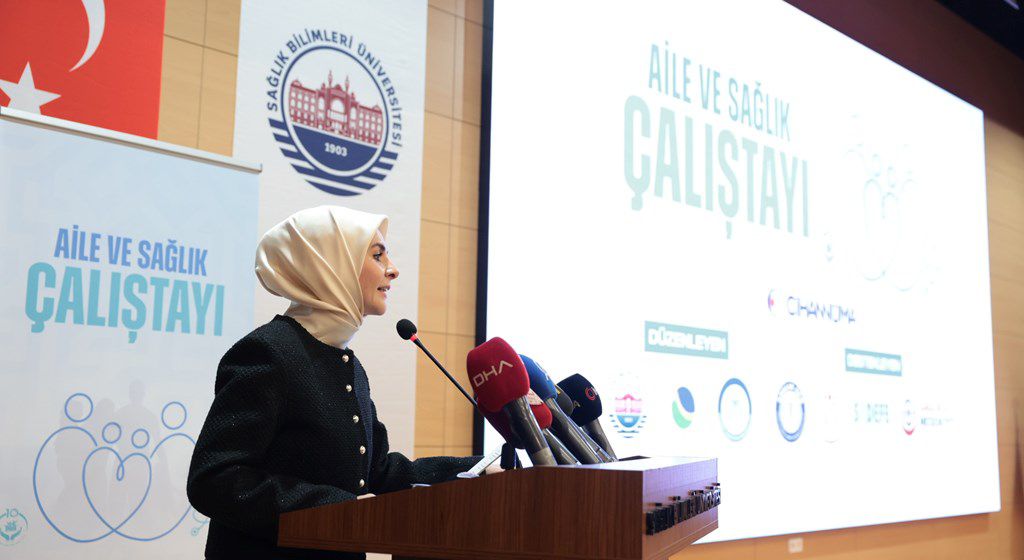 Bakanımız Mahinur Özdemir Göktaş "Modüler Aile Eğitim Programı Tanıtım Töreni"nde konuştu: