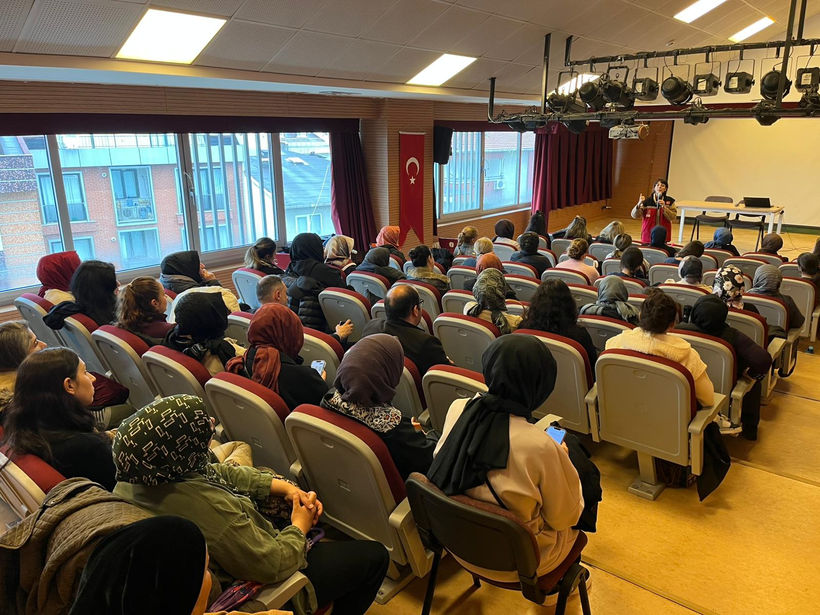 Aile Eğitim Programlarımızla Ailede Sevgi ve Güveni Artırmaya Devam Ediyoruz