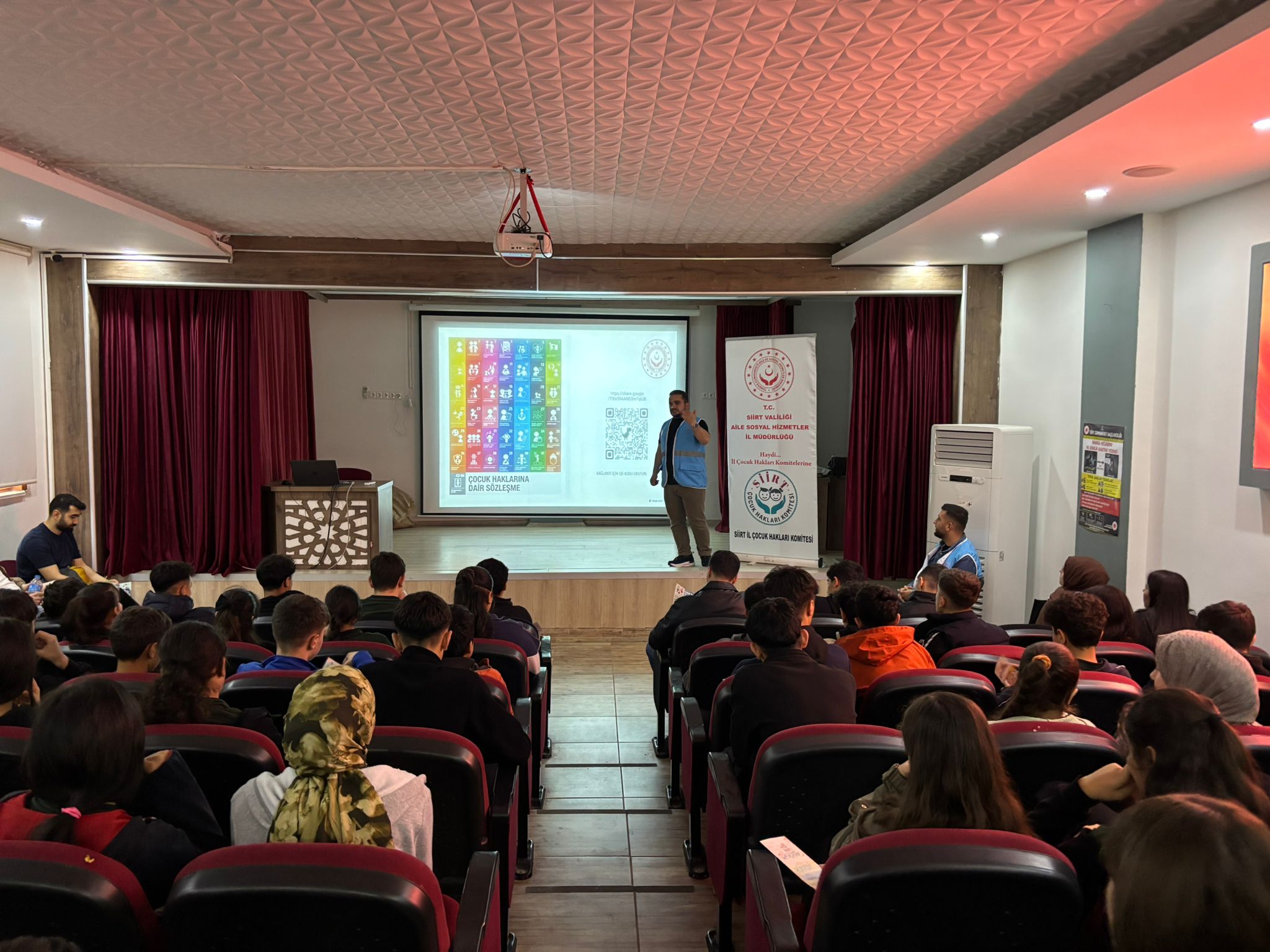 Çocuk Hakları Bilinci Geleceğe Işık Tutuyor