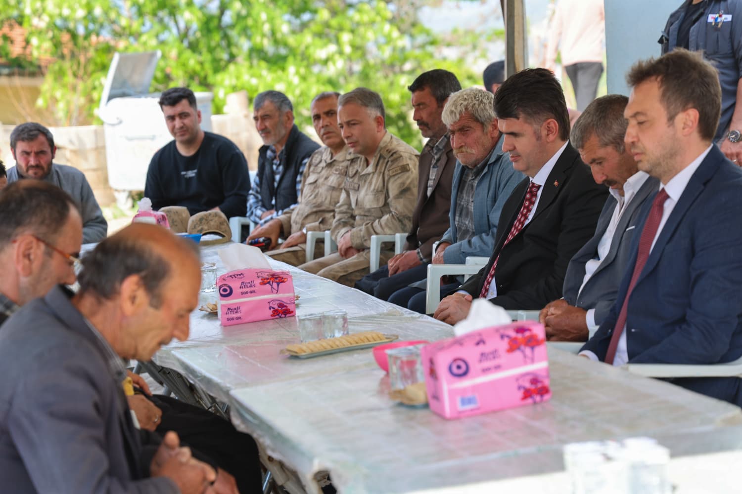 Valimiz Sayın Ömer Kalaylı ve İl Müdürümüz Sayın Çetin Tutaş’tan Taziye Ziyareti