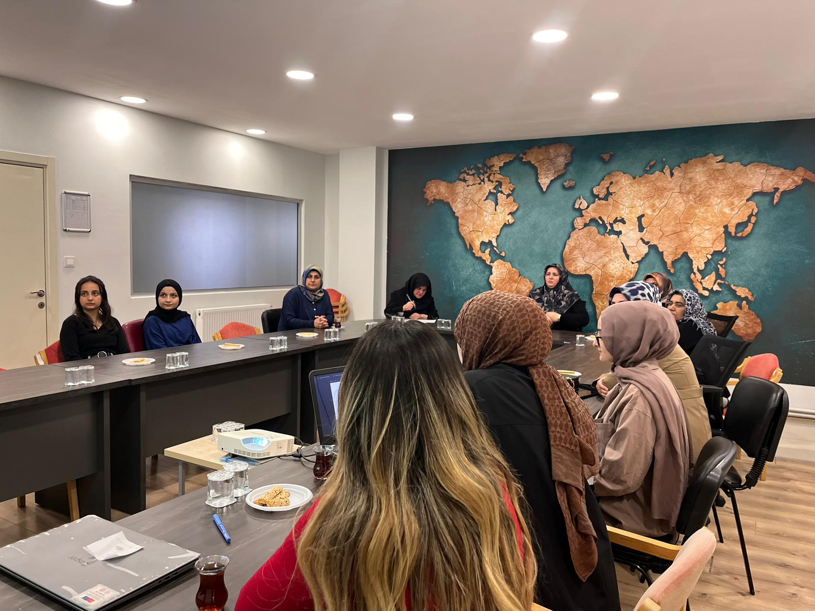 Diyabetli Bireylerin Yakınlarına Yönelik Bilgilendirme Semineri Düzenlendi.