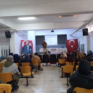 AEP Kapsamında Velilere Yönelik “İletişim ve Aile” Eğitimi Gerçekleştirildi - fotoğraf 1