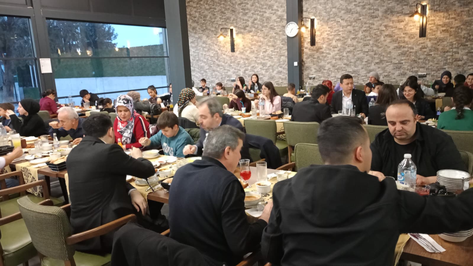 Acıpayam'da Dünya Yetimler Günü’nde İftar Programı Düzenlendi