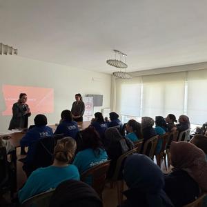 Kadının Güçlenmesi Eğitimi Batı Ege GYO Personeline Verildi - fotoğraf 4