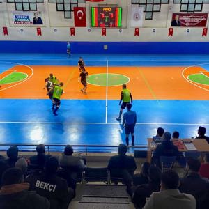 Tavas Mahalleler Futbol Ligi Finalinde Şiddete Karşı Farkındalık Mesajı Verildi - fotoğraf 2