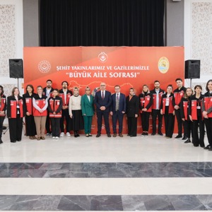 Şehit Aileleri ve Gazilerimiz Onuruna İftar Programı Düzenlendi - fotoğraf 4