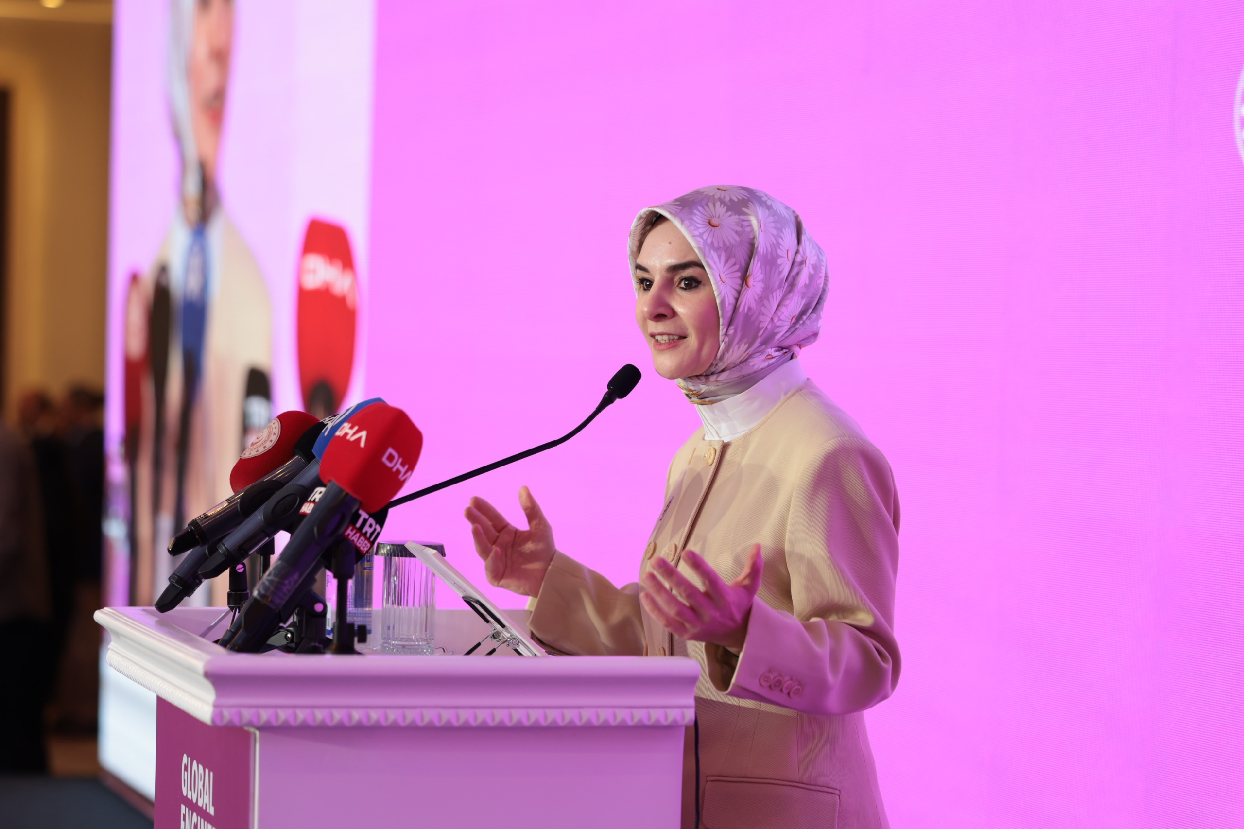Bakanımız Göktaş, Global Engineer Girls 2026 İstanbul Buluşması'nda konuştu