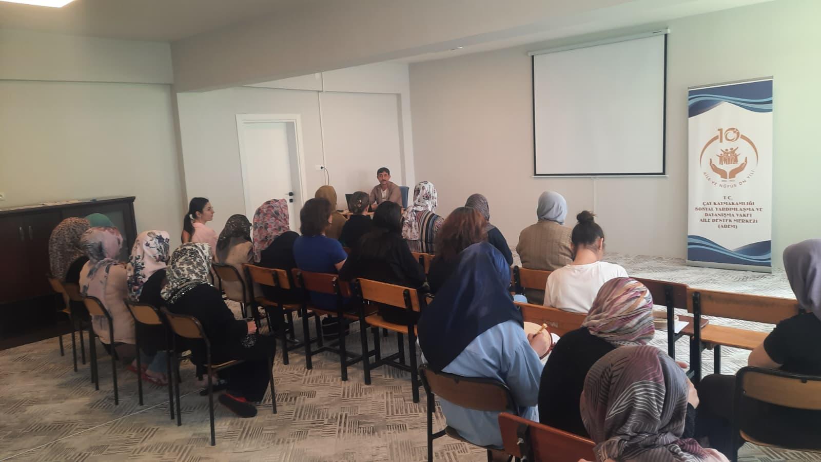 Bolvadin Sosyal Hizmet Merkezimiz Evlilik Öncesi Eğitimi ve  Aile Yaşam Becerileri Eğitimi Düzenledi.