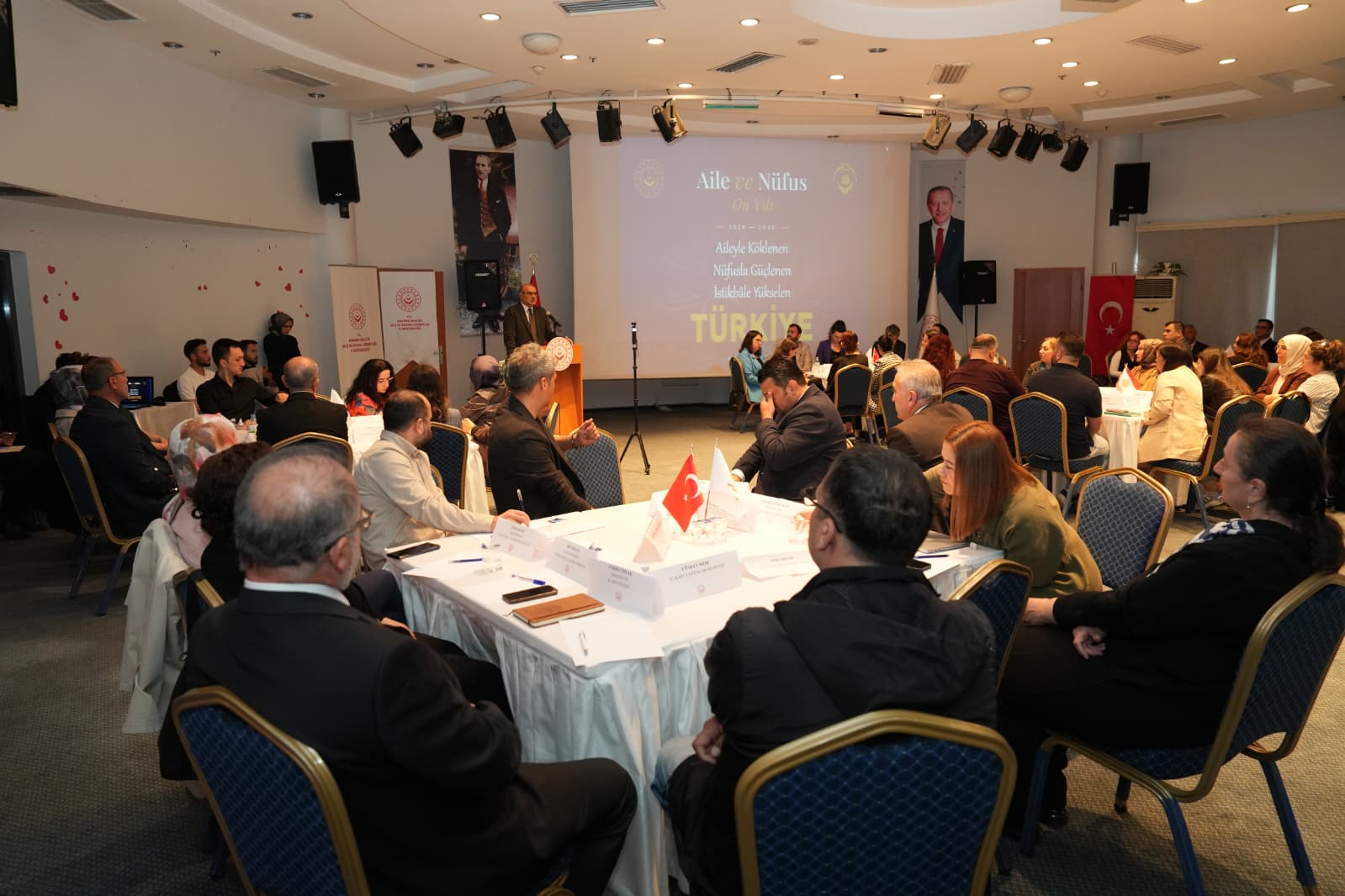 Ankara’da Roman Vatandaşlara Yönelik Strateji Belgesi Kapsamında İl Çalıştayı Düzenlendi