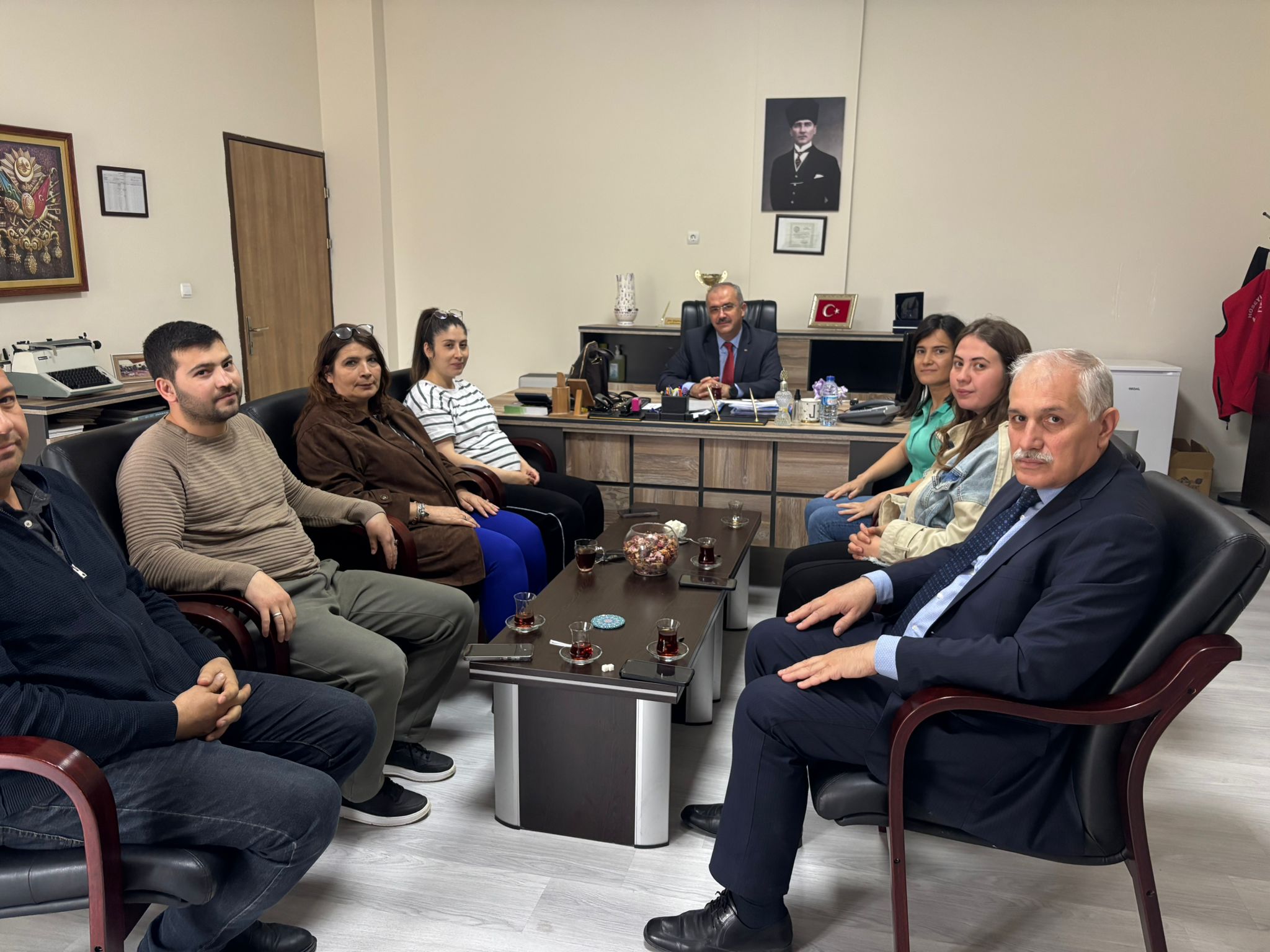 İl Müdürümüz Sayın Bilal Erdoğan Sandıklı Hüseyin Develi Huzurevi'ni Ziyaret Etti