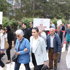 Güçlü Aile, Güçlü Toplum, Güçlü Türkiye Yürüyüşü - fotoğraf 4