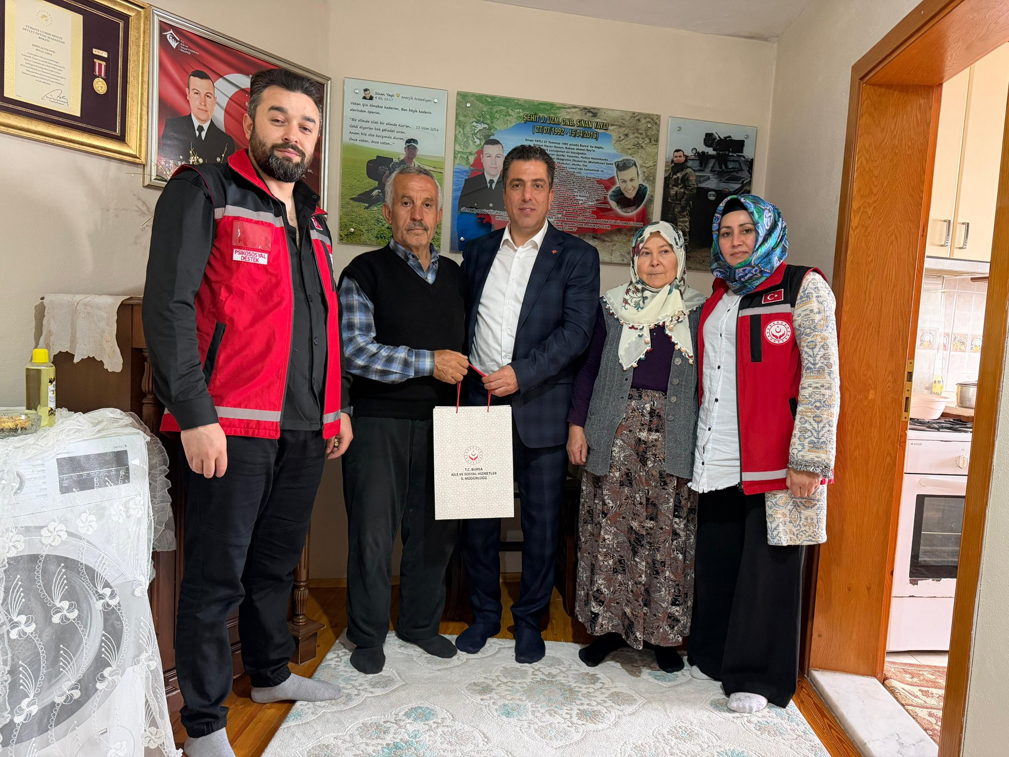 Milli Aile Haftası Kapsamında Şehit Yakınları ve Gazi Ailelerine Anlamlı Ziyaret