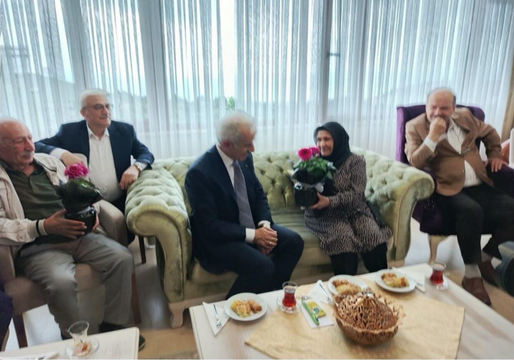 İl Müdürlüğümüze Bağlı Köşk Huzurevinde Kalan Kıymetli Sakinlerimize Yönelik; Ulaştırma Ve Altyapı Bakanı Sayın Abdulkadir Uraloğlu Tarafından Ziyaret Gerçekleştirildi.