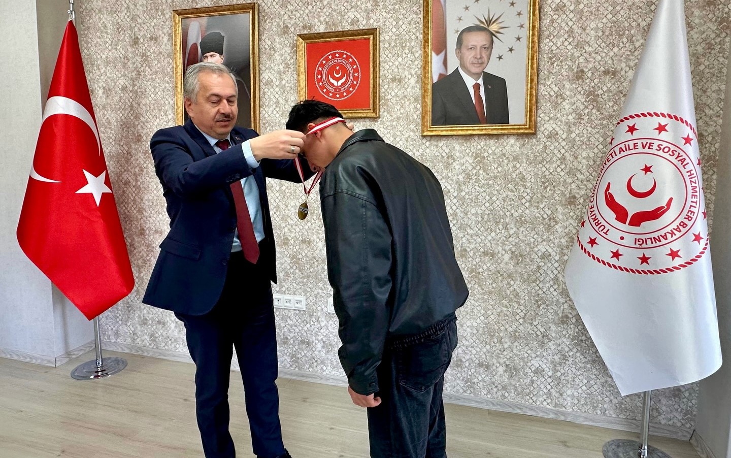 Konya’dan Türkiye Şampiyonluğu ile Dönen Çocuğumuza İl Müdürümüzden Tebrik