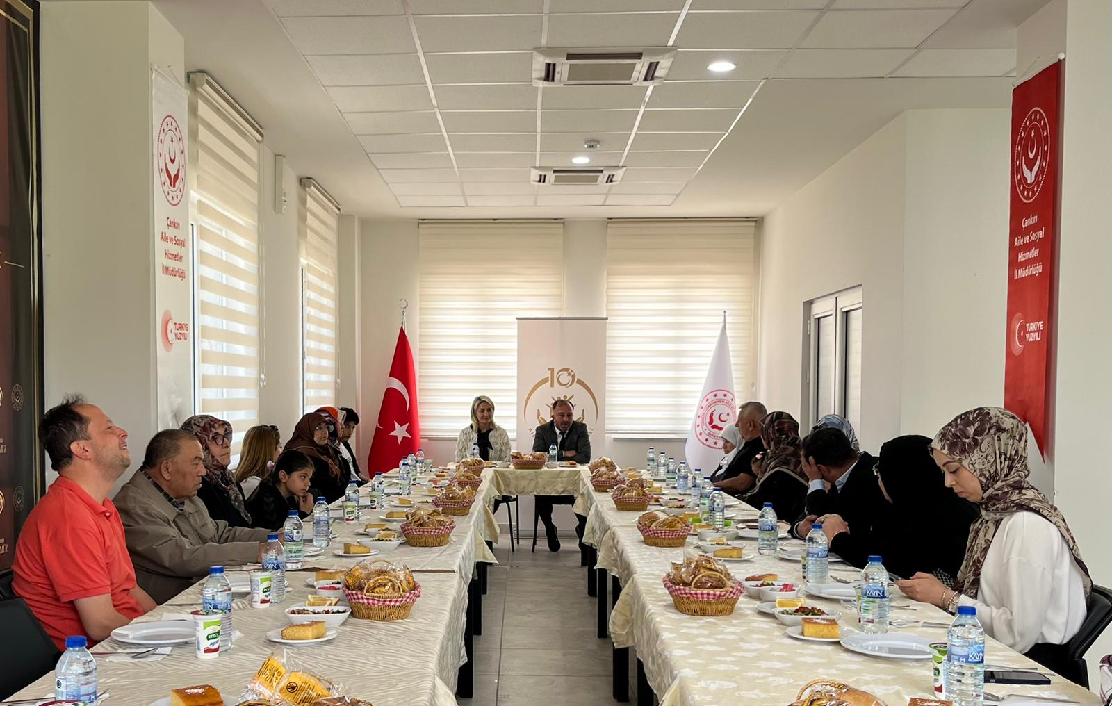 Üç Kuşak Bir Sofra Programı