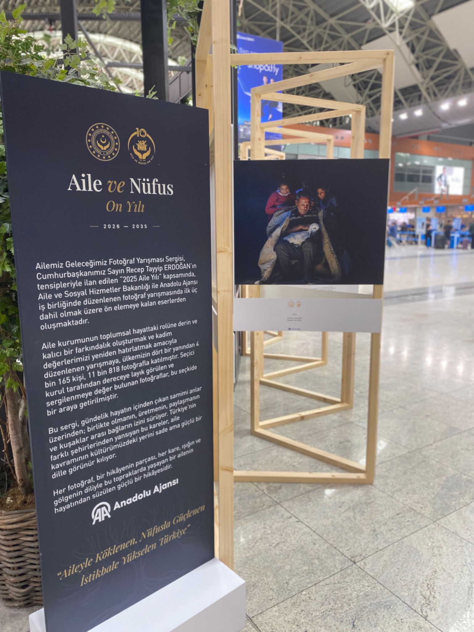 Milli Aile Sergisi: Aile Olmanın Büyük Resmi