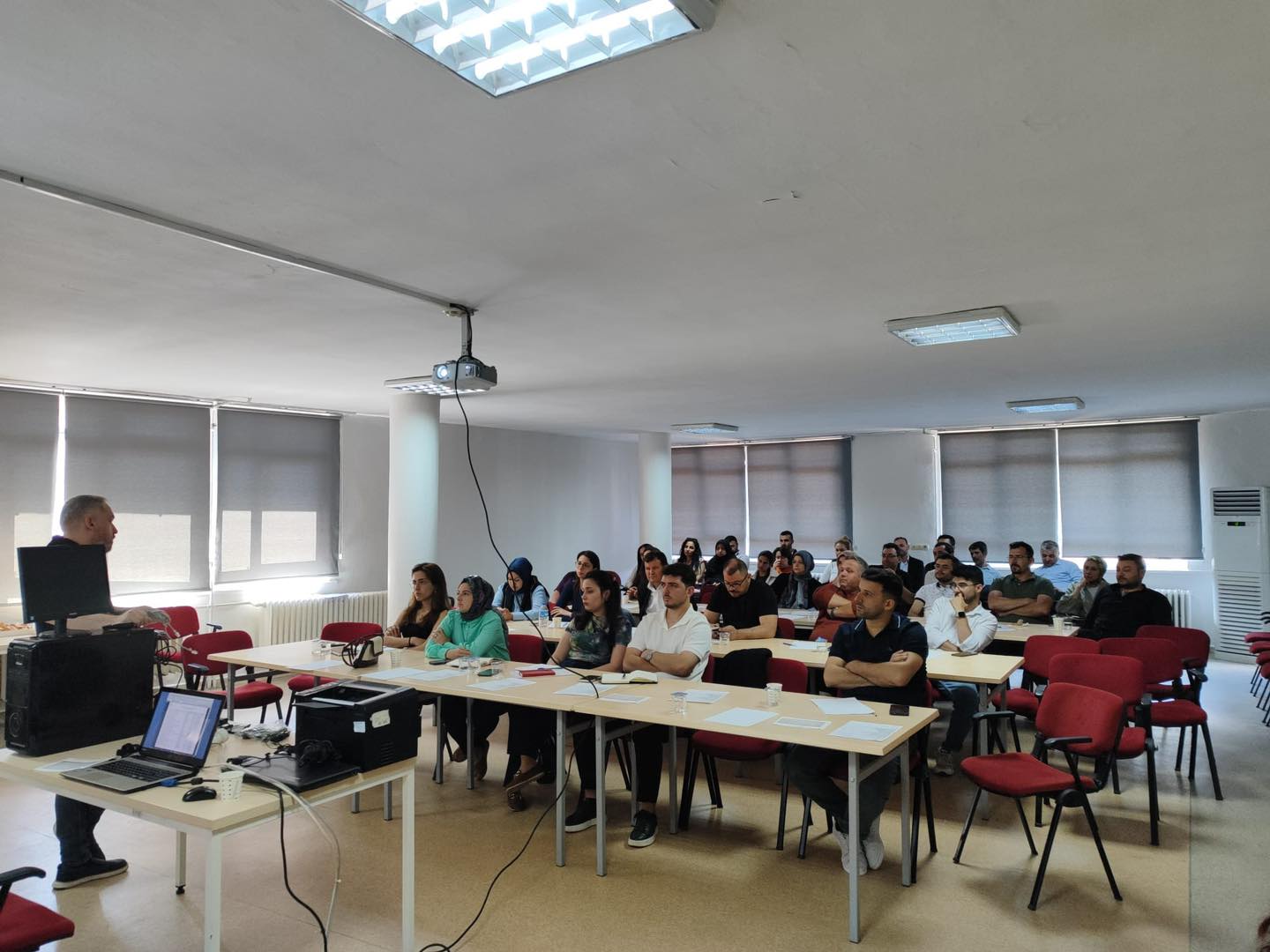 Personelimize Temel Bilgisayar ve Belgenet Eğitimi Verildi