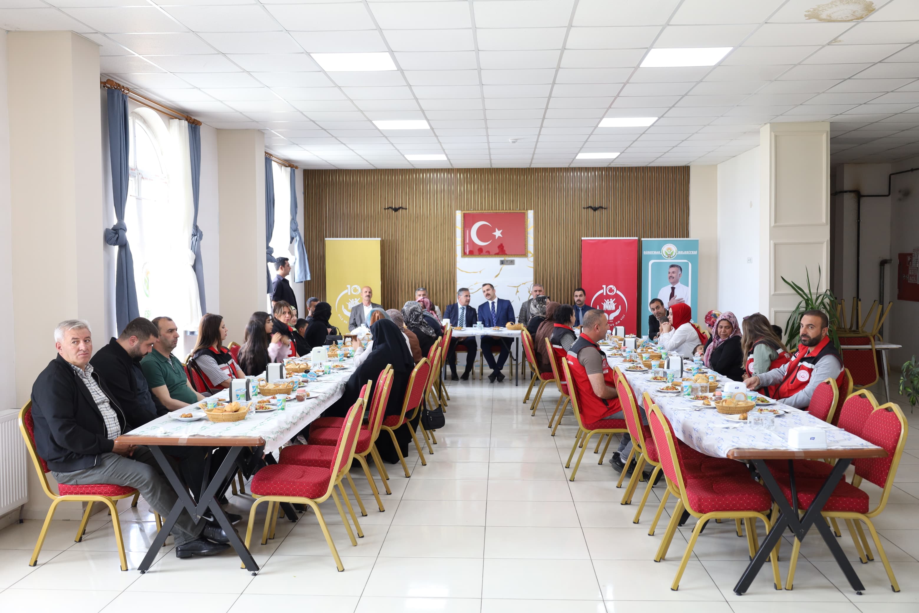 Aile ve Nüfus On Yılı kapsamında ve Milli Aile Haftası etkinlikleri çerçevesinde,  “3 Kuşak Bir Sofra” programı gerçekleştirildi