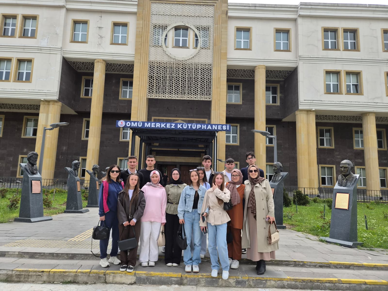 Üniversiteye Giden Yolda Bilinçli Tercihlere Destek