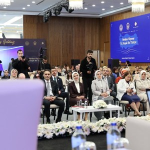 Bakanımız Göktaş, "Veriden Vizyona Üç Kuşak Türkiye" araştırmasına ilişkin düzenlenen programda konuştu - fotoğraf 4