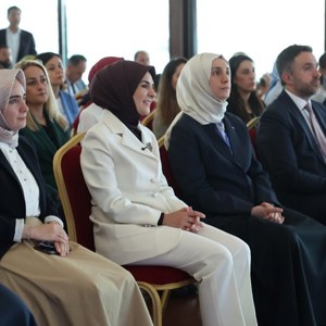 Bakanımız Göktaş, İstanbul'da Herkadaş Atölye ve Müze Kaşifleri Sertifika Töreni'nde konuştu - fotoğraf 7