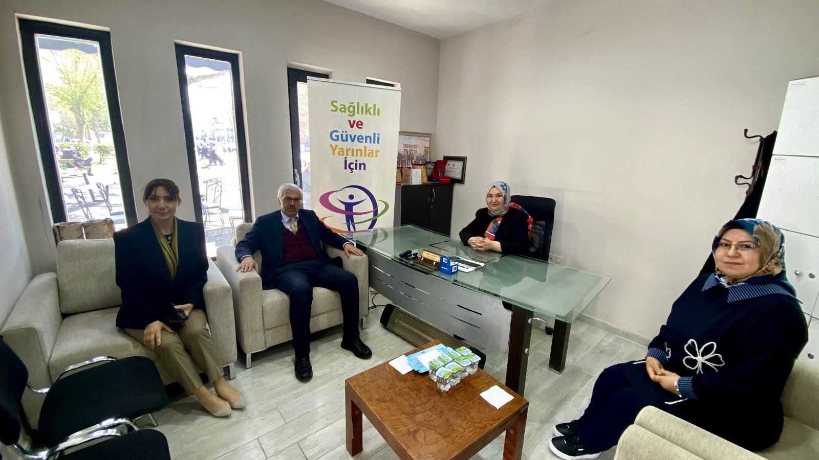  Himaye Madde Bağımlıları ve Aileyi Koruma Derneği’ni Ziyaret