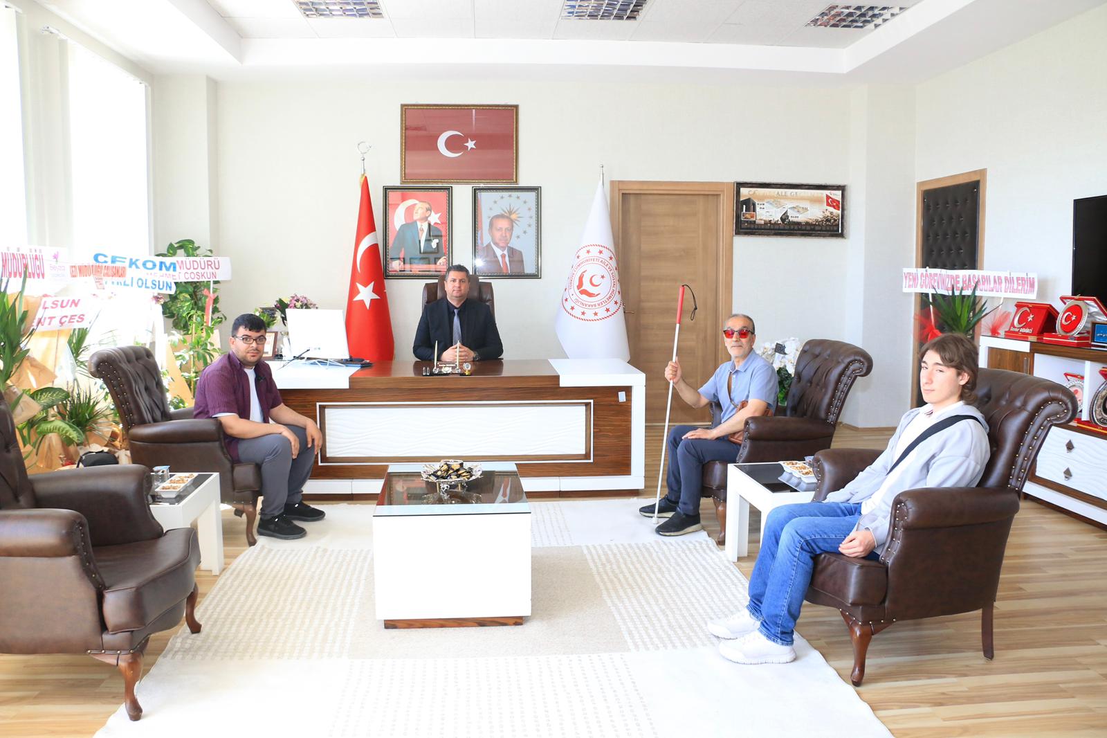 TÜRKİYE GÖRME ENGELLİLER DERNEĞİ'NDEN İL MÜDÜRÜMÜZ SAYIN SERDAR DEMİRCİ'YE HAYIRLI OLSUN ZİYARETİ