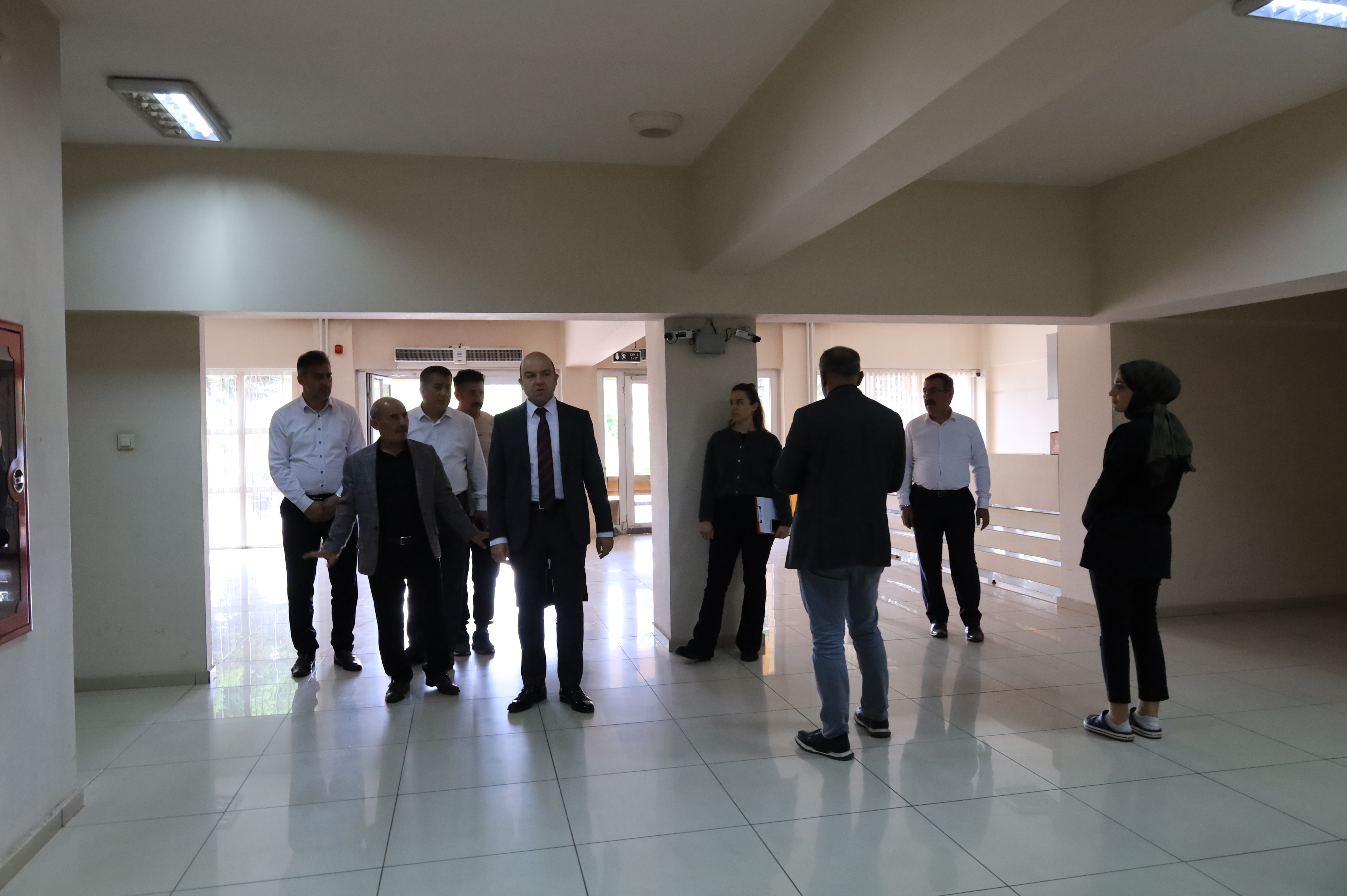 İl Müdürümüz Sayın Abdulhalim Ünalan , İl Müdürlüğümüze bağlı 100. Yıl Atatürk Huzurevi ve Yaşlı Bakım Rehabilitasyon Merkezini ziyaret ederek incelemelerde bulundu.