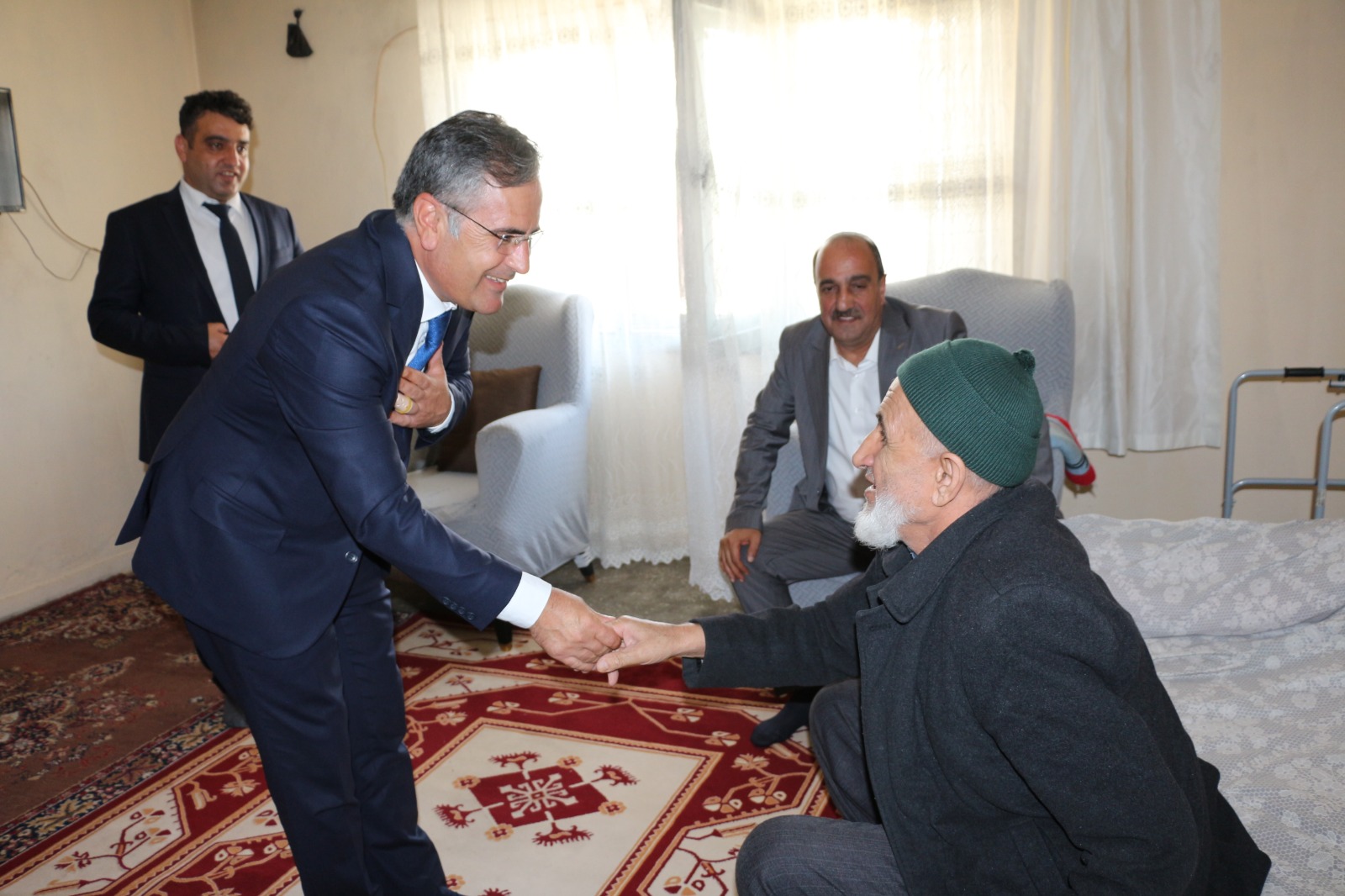 Aile ve Nüfus On Yılı kapsamında evde bakım hizmetinden yararlanan ailemiz ziyaret edildi