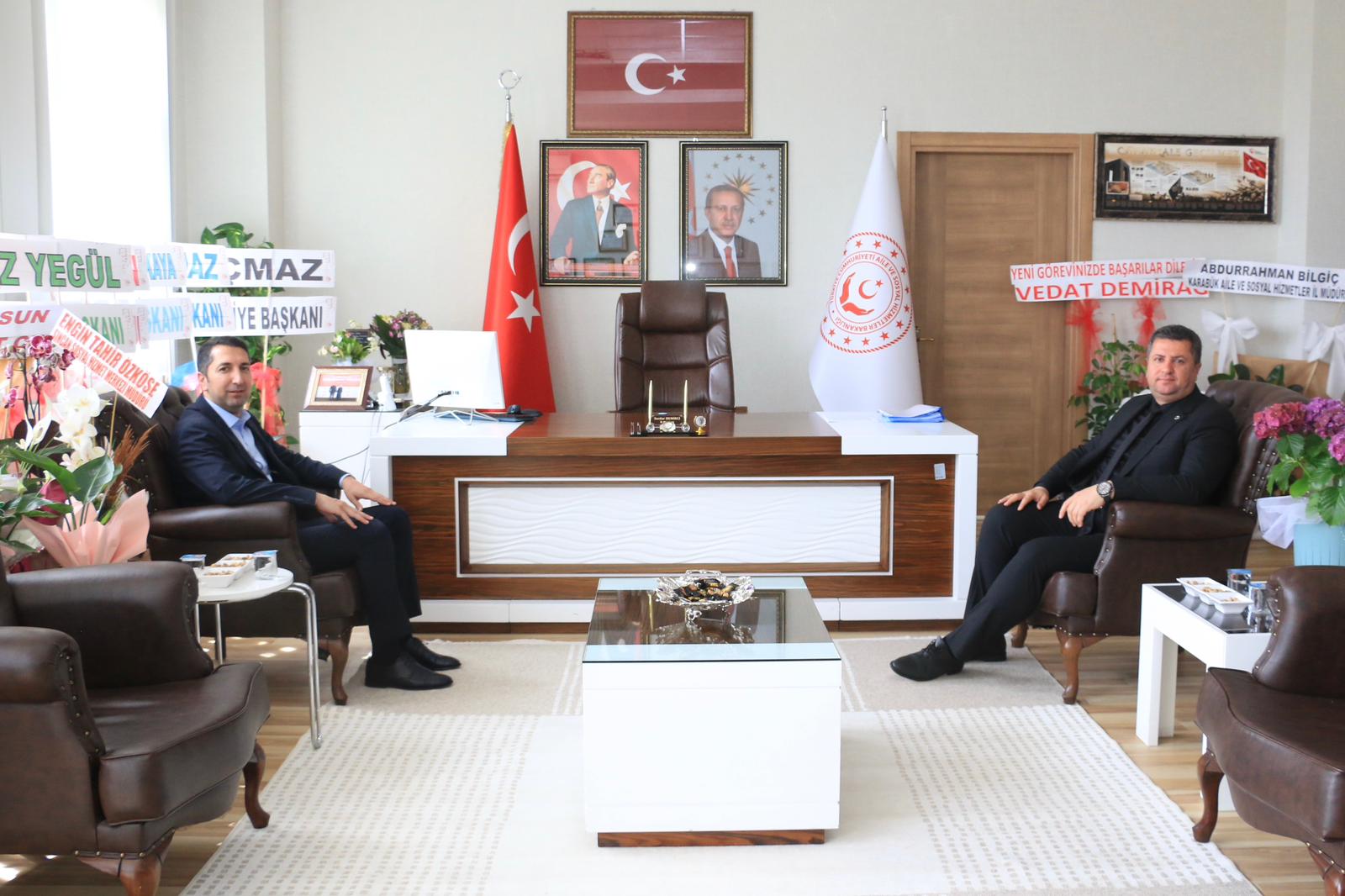 GENÇLİK VE SPOR İL MÜDÜRÜNDEN İL MÜDÜRÜMÜZ SERDAR DEMİRCİ'YE ZİYARET