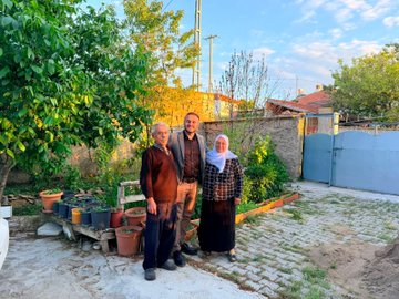  İl Müdürümüz Alper Alp; şehitlerimizin kıymetli ailelerini yalnız bırakmadı.